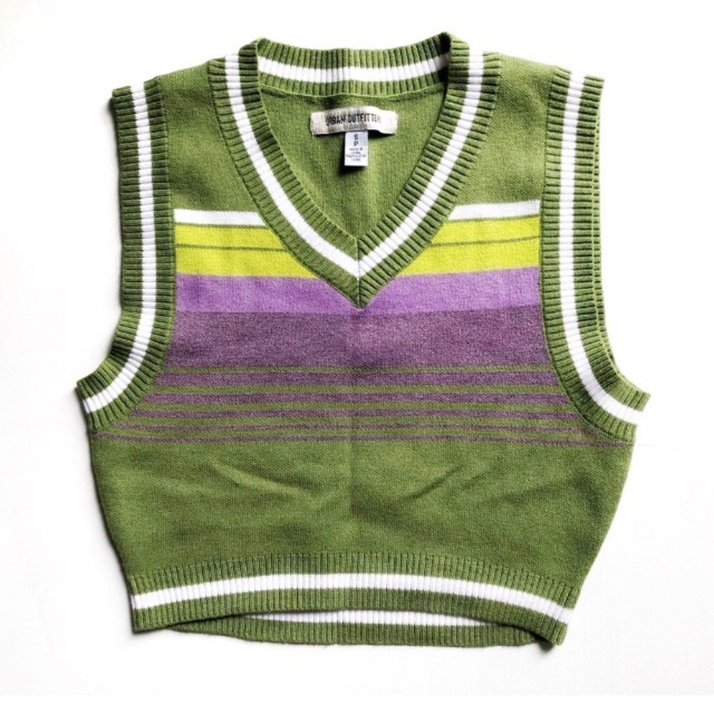 NWT Urban Outfitters Women's Randi Shrunken Sweater Vest in Green Stripe Size S
